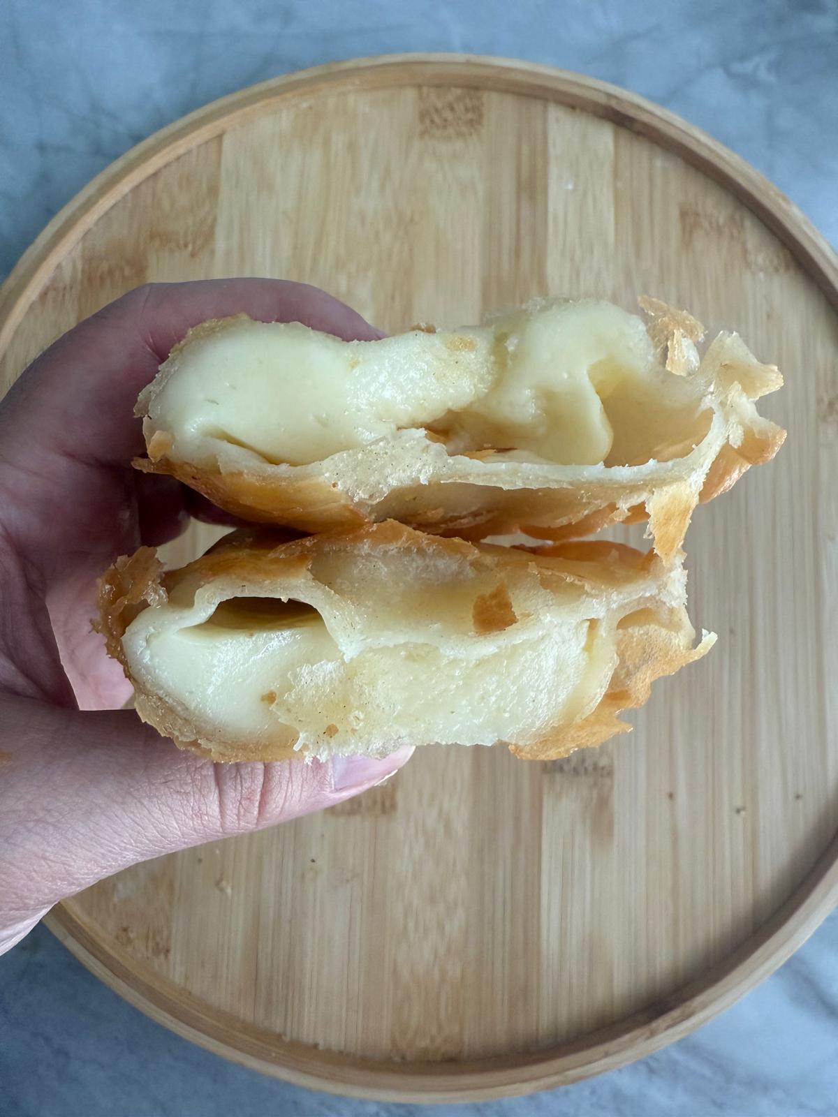CHEESE EMPANADA - 6 UNITS