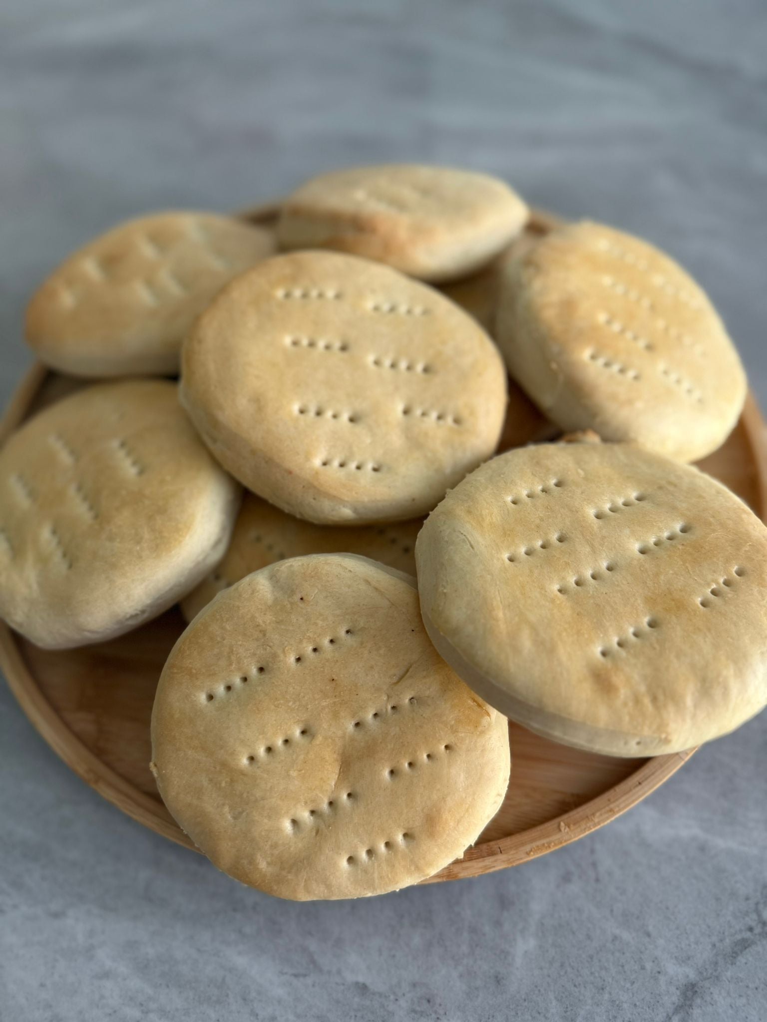 HALLULLAS - 8 UNITS par-baked